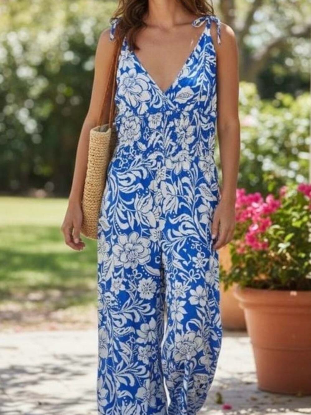 Patrons of Peace Blue & White Floral Tie-strap Jumpsuit szL